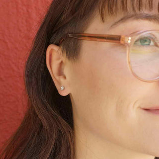 Nanogem Solitaire Post Earring on Woman