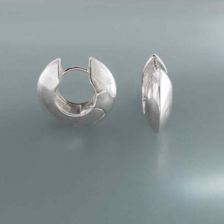 Nina Designs Sterling Silver Ridged Huggie Hoop Earrings