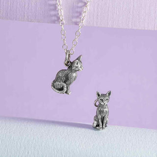 Nina Designs Sterling Silver Sitting Cat Necklace on Silver Chain