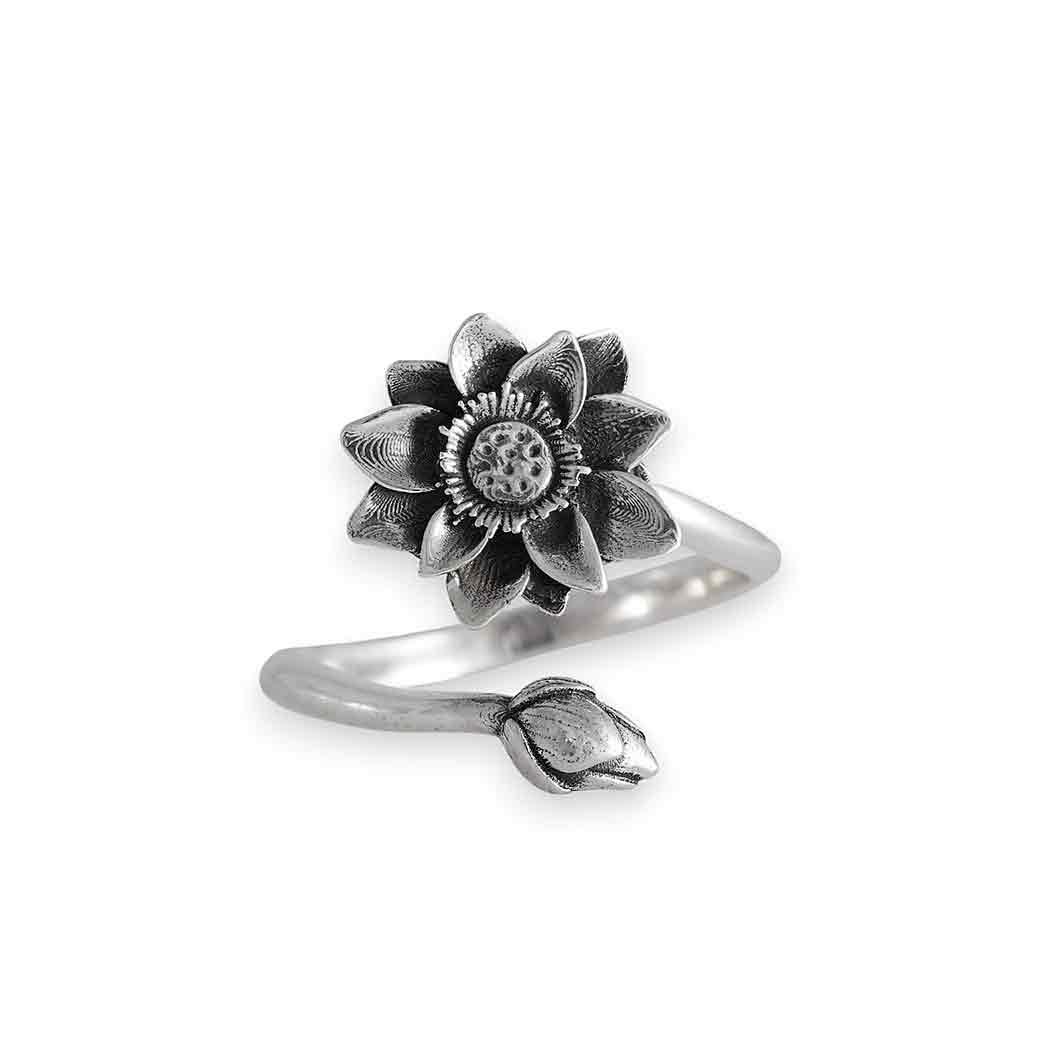 lily flower ring July Birth Flower Ring - Waterlily