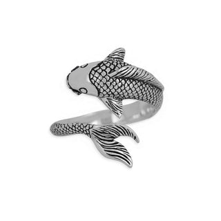 Silver fish-shaped ring on a white background