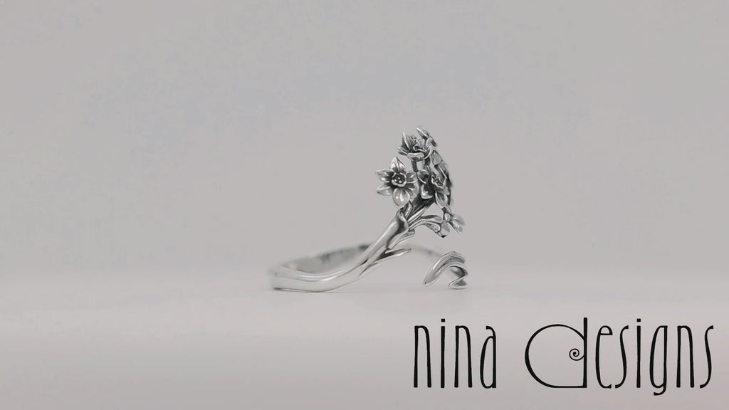 Silver Narcissus Ring